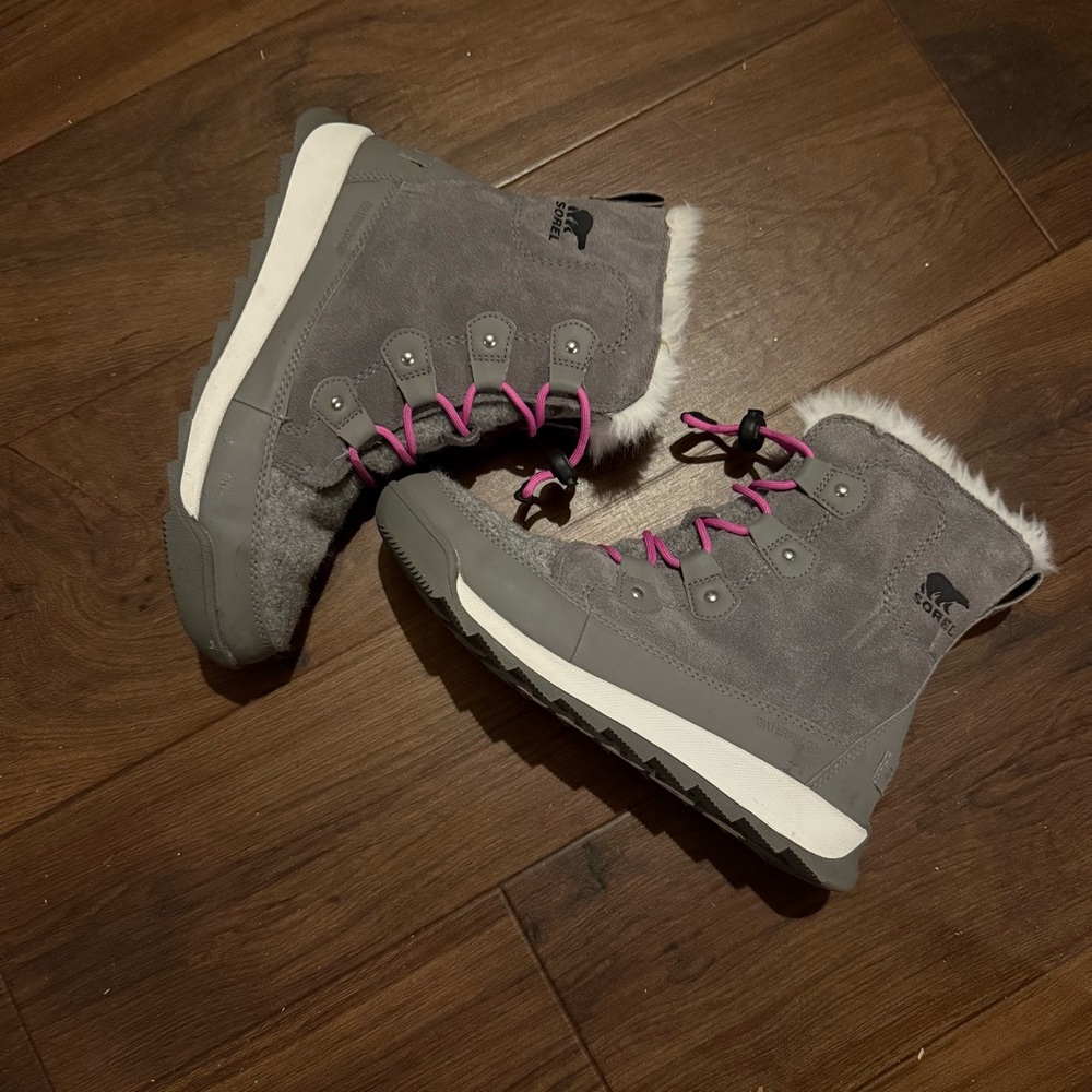 Sorel Kids' Gray Winter Boots with Pink Accents